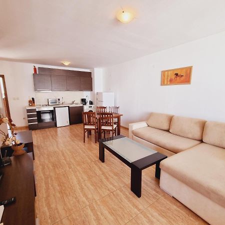 Top 3Br Gem - Stylish & Spacious Apartment Sveti Vlas Luaran gambar