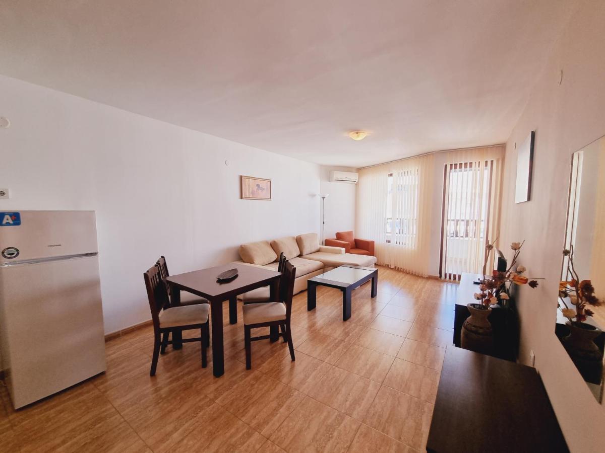 Top 3Br Gem - Stylish & Spacious Apartment Sveti Vlas Luaran gambar